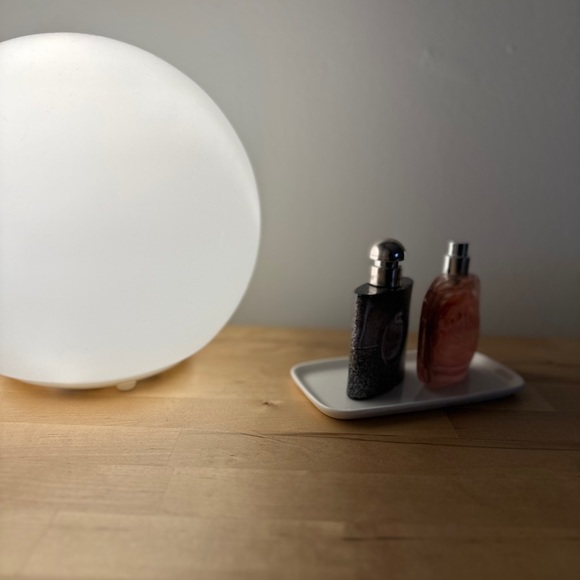 White Glass Soap Dish Trinket Tray - Picture 12 of 12